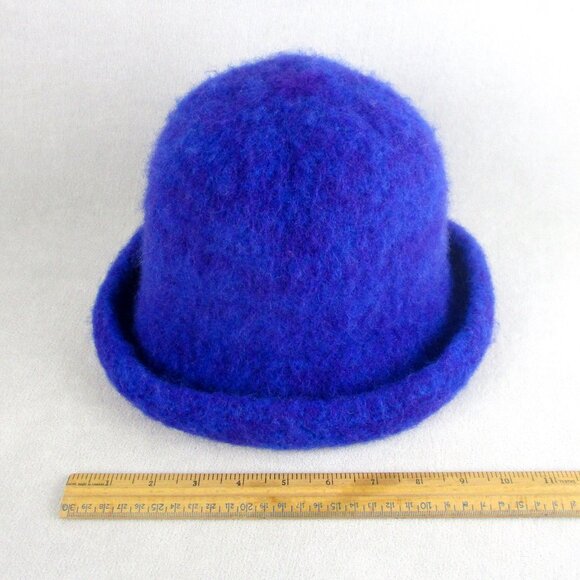 Blue Purple Felted Wool Winter Hat Vintage 1960s Bucket Cloche Made in France - Picture 3 of 4
